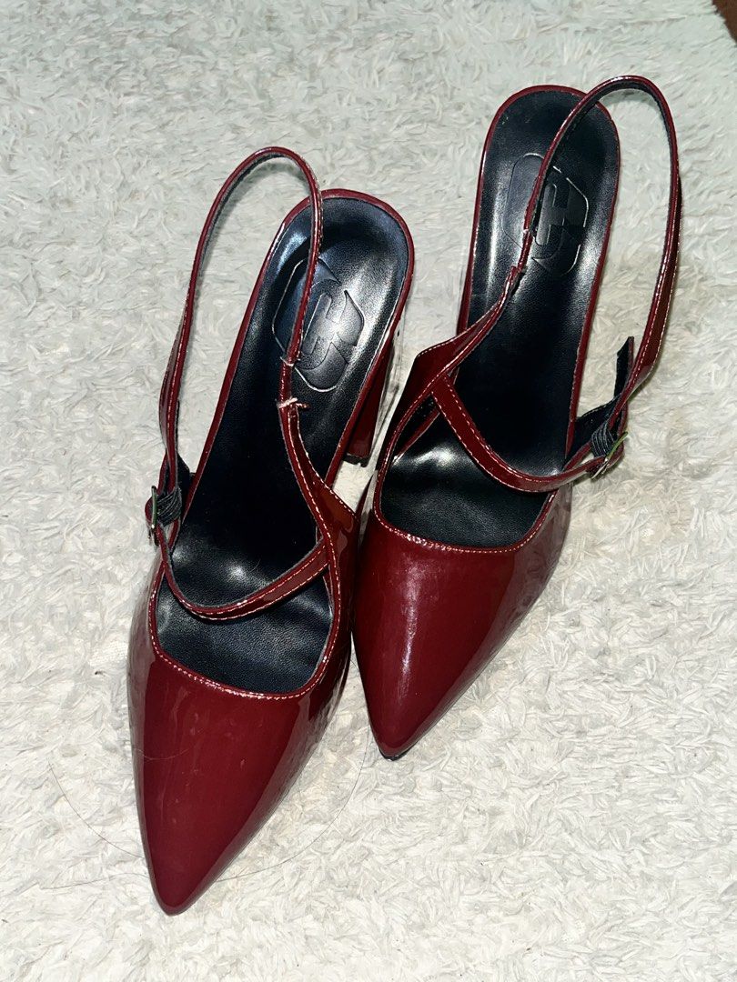 burgundy heels (Category: Heels) located in Abucay. Submitted by itsepryrory (Listing ID 1463671920, Image 1). Description: used once for graduation (no issue) looks red but its burgundy nag iba lng color dahil sa flash (darker in person) orig price: 900+ size in cm: 24-25.