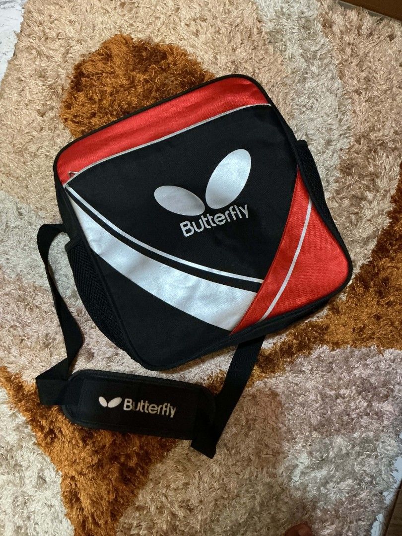 Butterfly Sling Bag (Category: Other Sports Equipment and Supplies) located in Manila. Submitted by mishewin (Listing ID 1463717783, Image 2). Description: Negotiable for sure buyer Antipolo Rizal location.