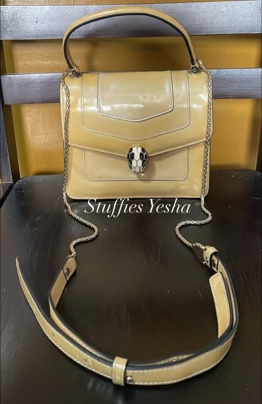 Bvlgari Serpenti Forever (Category: Luxury Bags & Wallets) located in Manila. Submitted by stuffiesyesha (Listing ID 1463656277, Image 1). Description: .