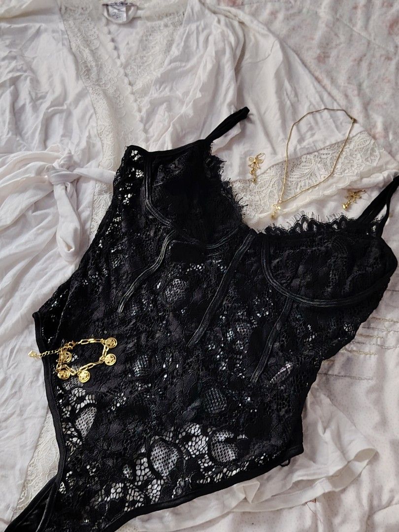 b&w lace bodysuit with robe ⚪⚫ (Category: Sets or Coordinates) located in Hermosa. Submitted by lcvelycath (Listing ID 1463568356, Image 3). Description: size: m-l mine: ₱239 bid: ₱+10 lock: ₱439 (shipped) robe: ₱259 body suit: ₱149 EOB: monday—september 28 (the seller is on vacation 😘) °. thrifted, pre-loved, or brand new but ready to wear (some aren't bcs i don't have the time to wash them, very sorryy :<) colors may vary due to lightning & qu