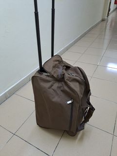 （分類：）位於 。 由 m0123456 提交（商品編號 1463585058，圖片 1）。簡介： 。