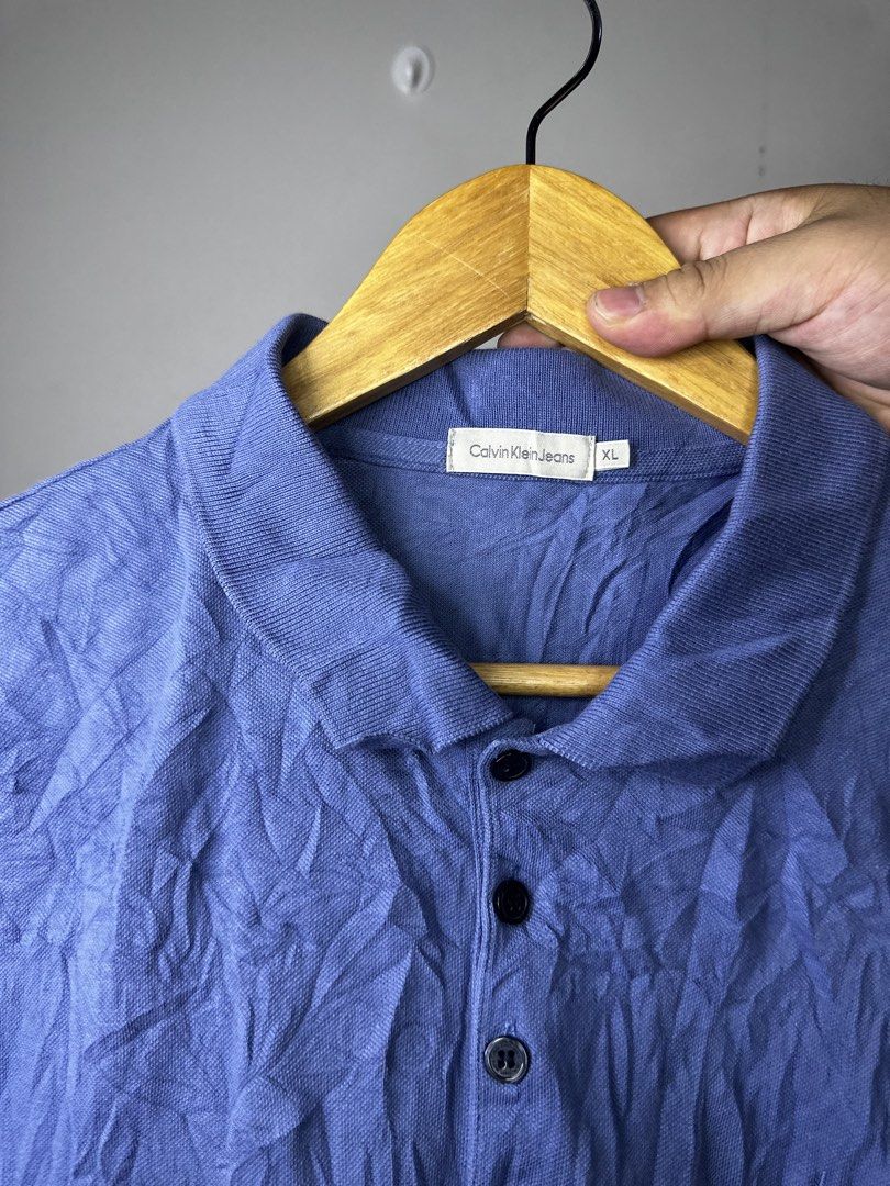 CALVIN KLEIN (Category: Tshirts & Polo Shirts ) located in Molave. Submitted by thriftmate13 (Listing ID 1463714116, Image 2). Description: .