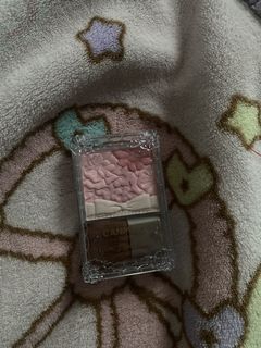 (Category: ) located in . Submitted by glitterbomb67 (Listing ID 1463651499, Image 1). Description: .
