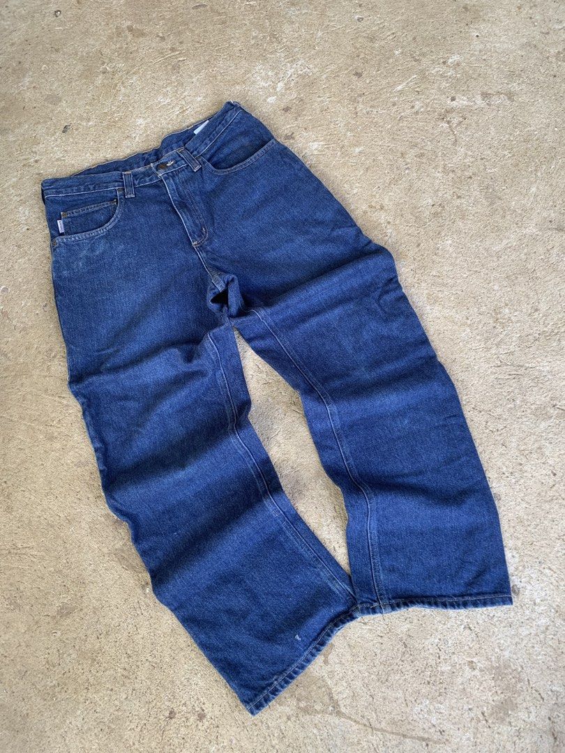 Carhartt 381-83 size34 (Category: Jeans) located in Mambusao. Submitted by naze77 (Listing ID 1463643997, Image 1). Description: Carhartt 381-83 code Size 34 Length 42 Hem 9 No issue Excellent condition .