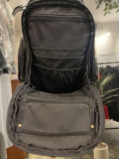 (Category: ) located in . Submitted by thriftnidelll (Listing ID 1463680466, Image 1). Description: .