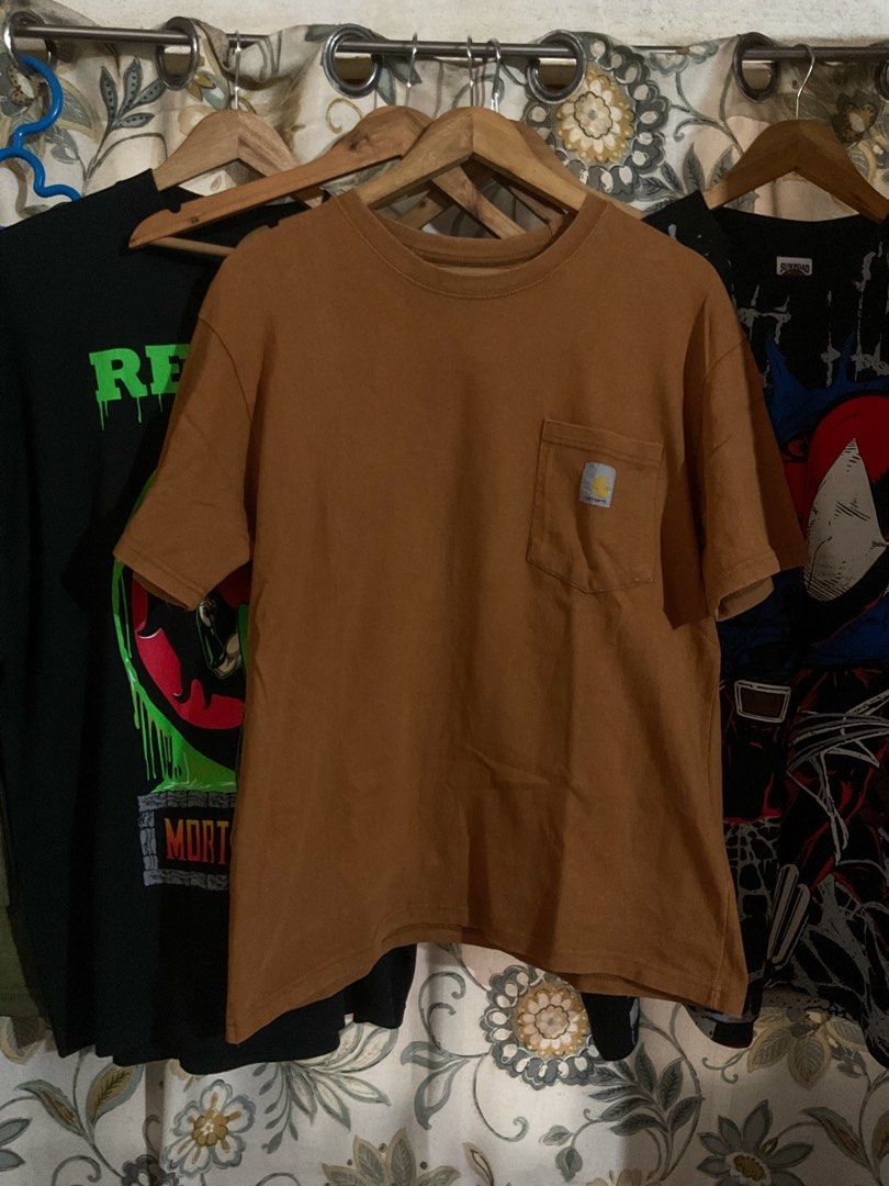 Carhartt WIP Shirt (Category: Tshirts & Polo Shirts ) located in San Pablo. Submitted by allsunday.vtg (Listing ID 1463575134, Image 1). Description: Carhartt WIP Shirt Sz Large on tag DM!.