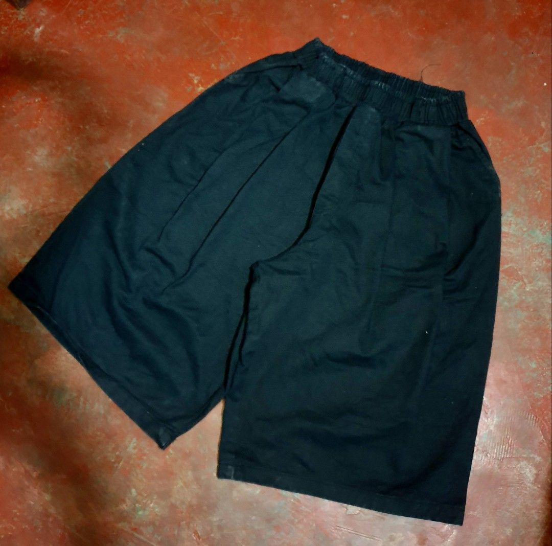 Carpenter long baggy jorts black (Category: Shorts) located in Davao. Submitted by kenpinero (Listing ID 1463700118, Image 3). Description: Settle long black carpenter baggy long jorts waist free length 29 thigh 18 hem 14 hard denim no issue need wash for fragrance rush price.
