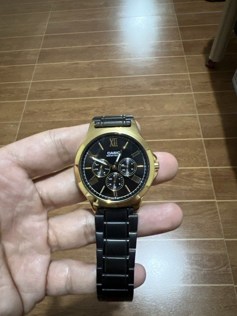Casio MTP V-300 (Category: Men's Watches) located in Porac. Submitted by .ultraboy. (Listing ID 1463713699, Image 3). Description: All original, used twice Casio MTP V300 black dial with Roman Numeral hour marker. Excellent working condition.