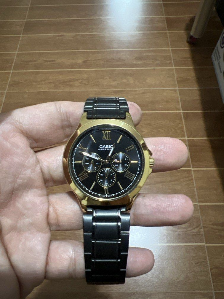 Casio MTP V-300 (Category: Men's Watches) located in Porac. Submitted by .ultraboy. (Listing ID 1463713699, Image 2). Description: All original, used twice Casio MTP V300 black dial with Roman Numeral hour marker. Excellent working condition.