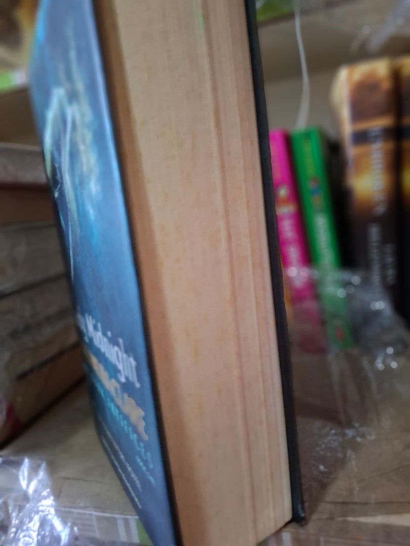 Cassandra Clare LADY MIDNIGHT Hardcover Stamp-signed copy (Category: Storybooks) located in Arayat. Submitted by books_and_more_stuff (Listing ID 1463583685, Image 2). Description: old stock, never been read We only sell authentic/original copy of books all purchased from the U.S. PM for more available titles and photos if interested. MOP: BANK TRANSFER/GCASH Shipping (via J&T) cost to be shouldered by buyer. Once confirmed kindly send: FULL NAME