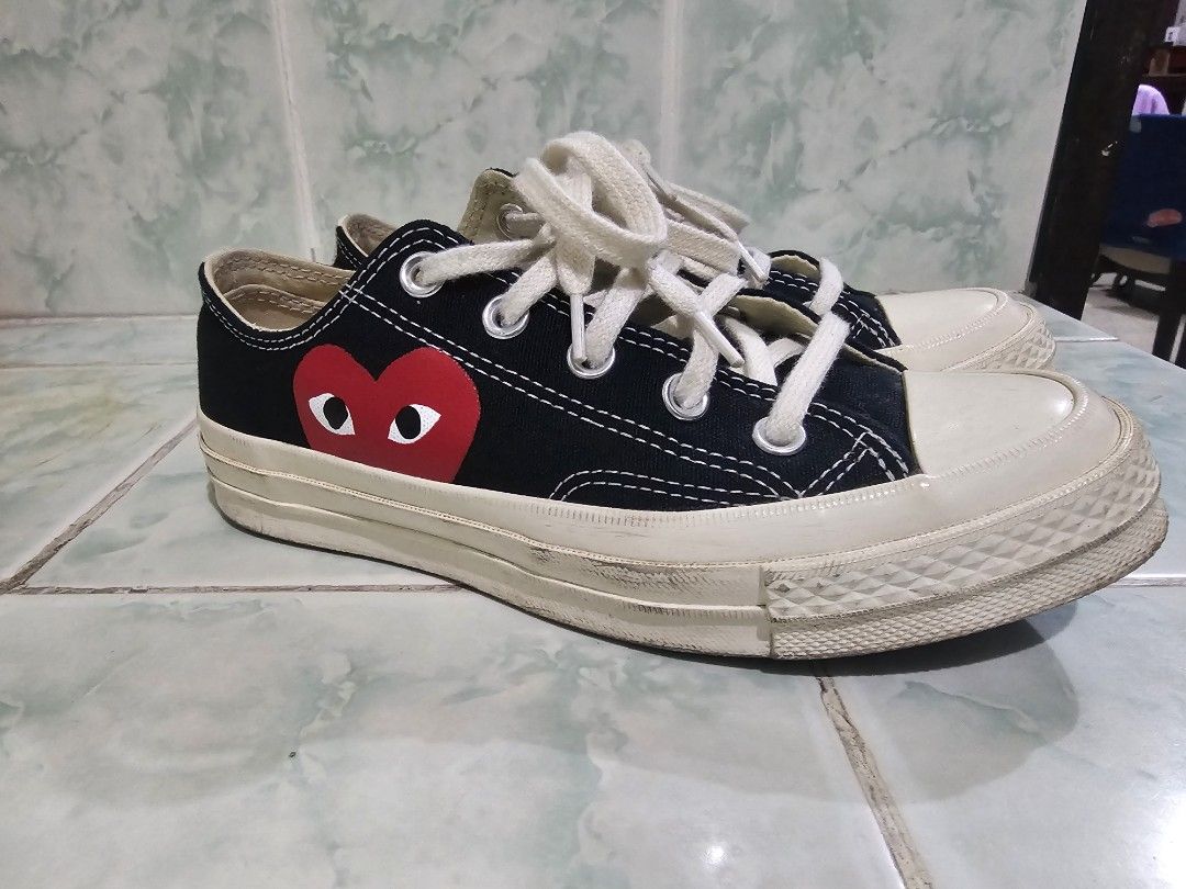 CDG PLAY x Converse Chuck 70 Low – Black (Category: Shoe inserts) located in Quezon City. Submitted by mnderika (Listing ID 1463711297, Image 2). Description: Authentic CDG PLAY x Converse Chuck 70 in black with the iconic red heart logo. Condition: Pre-loved / good condition • Used with normal signs of wear • No major tears or damage • Please see all photos for actual condition •Still negotiable 📍 QC 👟 Selling as-is based on actual photos RFS: