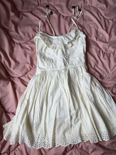 (Category: ) located in . Submitted by thrifted.clothing (Listing ID 1463637047, Image 1). Description: .