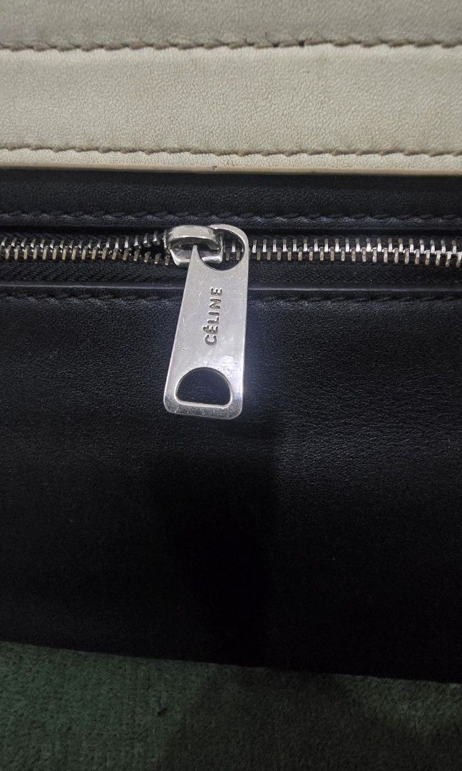 Celine Deep Sea Tricolor Trapeze Bag (Category: Luxury Bags & Wallets) located in Bacoor. Submitted by deux_trading_corporation (Listing ID 1463705253, Image 3). Description: 50k and above on 2ndhand market. condition: Rank AB - has normal signs of wear but no damage whatsoever. needs bags spa. payment first. you can always ask for discount/tawad but no to sobrang barat. no reservation. always check all the photos. some photo/s indicate the flaw.