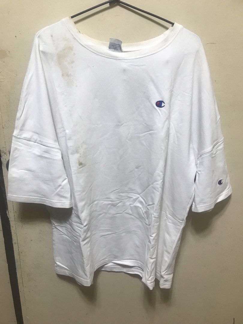 Champion Authentic American Athletic Apparel T-Shirt Medium (Category: Tshirts & Polo Shirts ) located in Baguio. Submitted by kurtshelby (Listing ID 1463611419, Image 2). Description: - White Champion T-shirt - Size: Medium - Features classic Champion logo on back - Smaller Champion logo on chest - Made in USA.