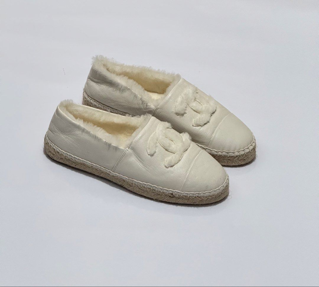Chanel espadrilles (Category: Flats & Sandals) located in Quezon City. Submitted by byuklph (Listing ID 1463707058, Image 2). Description: Authentic💯size36🍒 Excellent condition No inclusion .