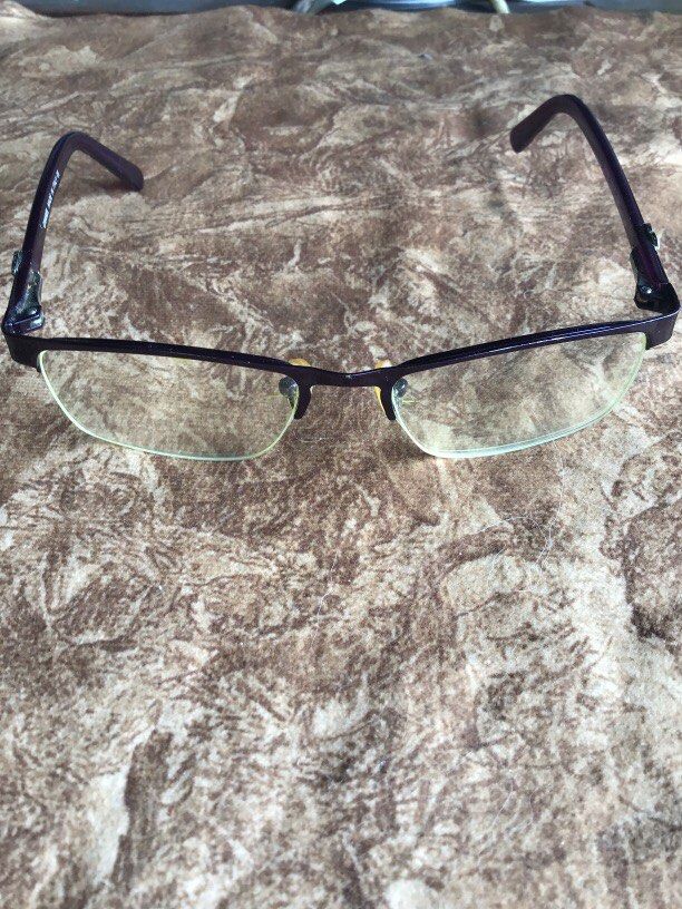 Chanel eyeglass authentic (Category: Sunglasses & Eyewear) located in Baguio. Submitted by agozun61 (Listing ID 1463571388, Image 1). Description: Chanel eyeglass authentic made in Italy.issue may mababang grado Ang lens..