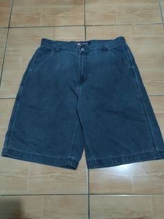 (Category: ) located in . Submitted by nosignal_thrift10 (Listing ID 1463740409, Image 1). Description: .