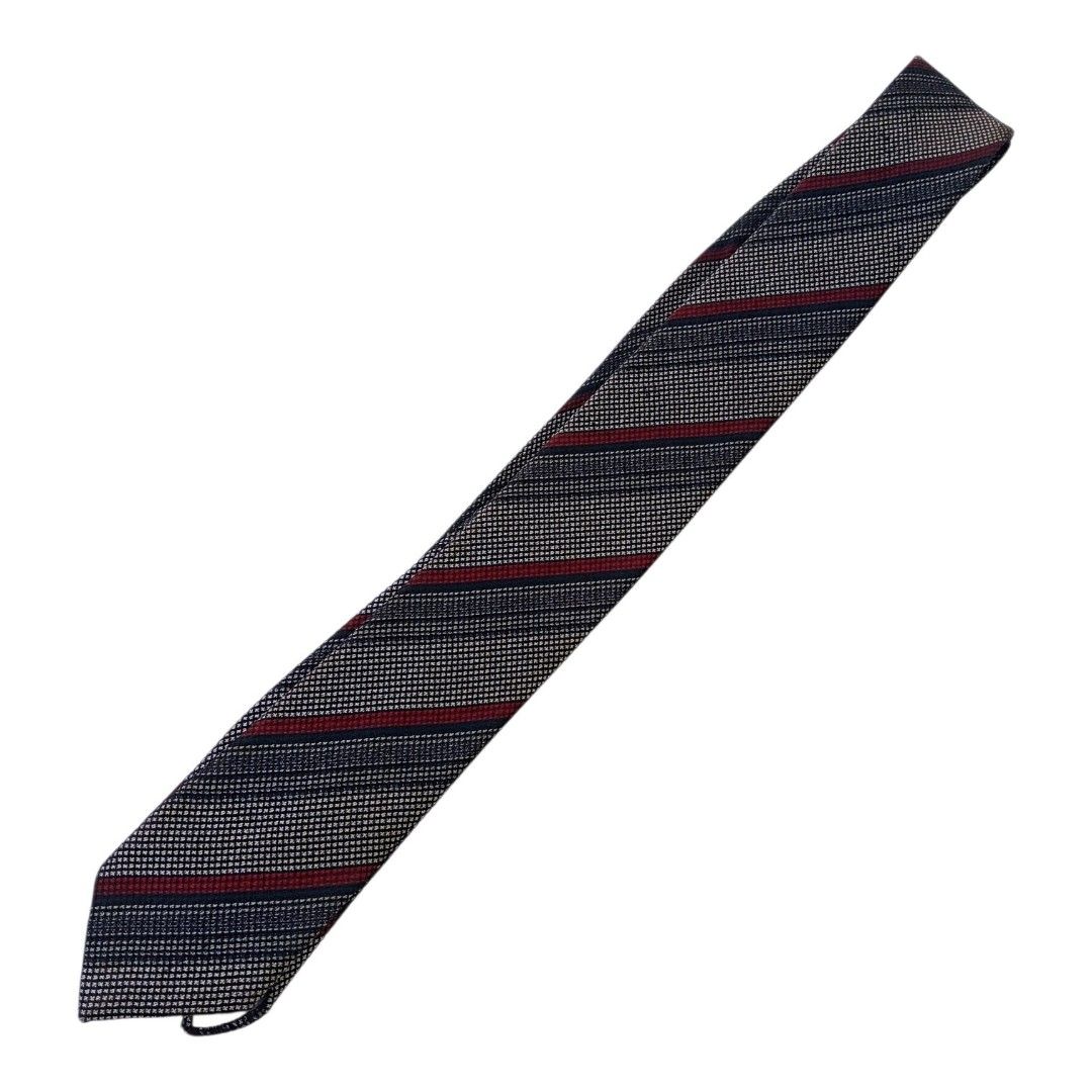 Charcoal & Red Textured Striped necktie (Category: Ties) located in Abucay. Submitted by gibzzz123 (Listing ID 1463573932, Image 1). Description: • All items are ON HAND and ready to be shipped/picked up. • Items are preloved/ukay, so please expect minimal signs of usage unless stated otherwise. • No major issues — good condition unless otherwise indicated in the listing. • Actual color may slightly vary due to lighting and screen settings. • All