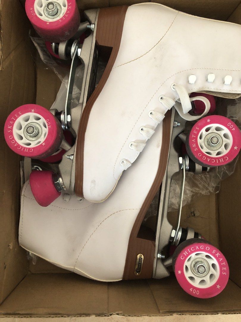 Chicago Roller skates US7 Euro38 (Category: Other Sports Equipment and Supplies) located in Singapore. Submitted by buchs (Listing ID 1279294576, Image 1). Description: .