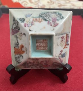 (Category: ) located in . Submitted by vintage.collectibles8013 (Listing ID 1463654086, Image 1). Description: .
