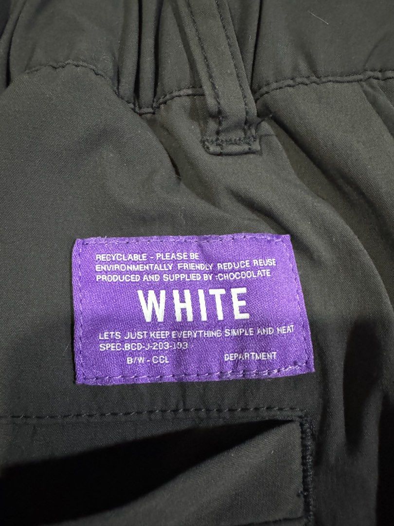 CHOCOOLATE CARGO SKIRT (Category: Skirts) located in Cebu City. Submitted by etnaner (Listing ID 1463738742, Image 3). Description: CHOCOOLATE MULTIPOCKETS CARGO SIZE: XS ( garterized expandable) Details posted Great condition .