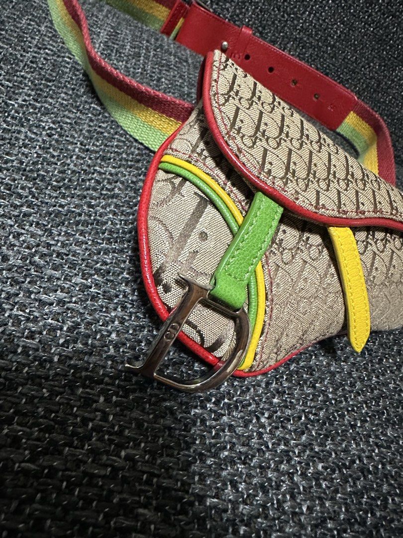Christian dior reggae belt bag (Category: Luxury Bags & Wallets) located in Atok. Submitted by fullroom.dgs (Listing ID 1463585208, Image 3). Description: Christian dior reggae beltbag authentic rank a to ab.