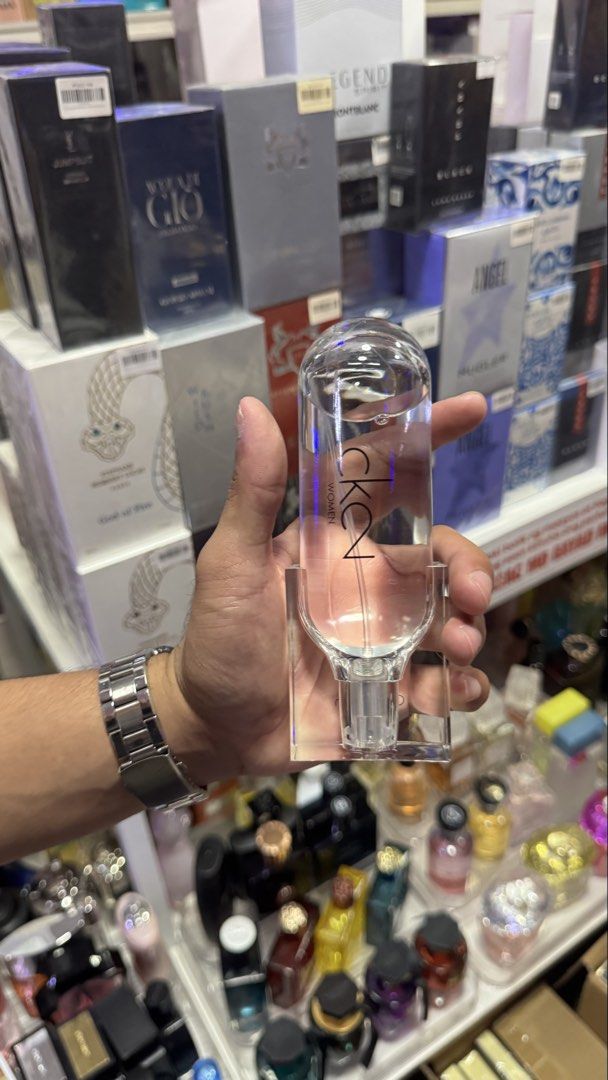 CK2 Women EDT 100ml (Category: Fragrance & Deodorants) located in Manila. Submitted by r.nicole565 (Listing ID 1463625649, Image 2). Description: -Brandnew with Box -Long Lasting Scent -Quality -Trusted by many!🥰.