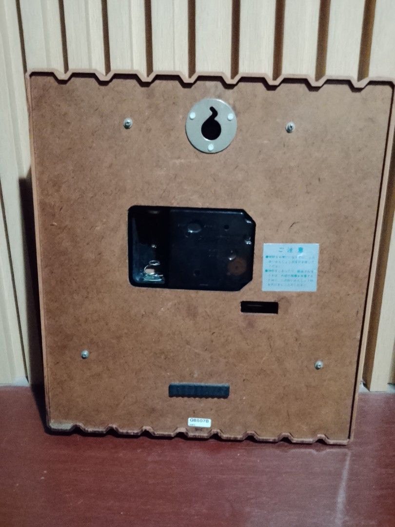 Clock (Category: Clocks) located in Bayombong. Submitted by youngdragon.0d29ca (Listing ID 1463663693, Image 3). Description: vintage seiko (clock) tested ok wooden clock tumutunog din sya.