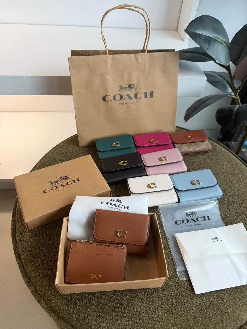 Coach 2in1 Wallet (Category: Wallets & Card holders) located in Quezon City. Submitted by bagsboutiqueph (Listing ID 1463740581, Image 3). Description: LAST PRICE POSTED. LIMITED STOCKS! BRANDNEW WITH INCLUSIONS. COLOR MAY SLIGHTLY VARY IN ACTUAL DUE TO LIGHTING AND CAMERA SETTING. OTHER PHOTOS WILL BE SEND DURING PURCHASE AND FOR SURE BUYERS ONLY. WHEN IN DOUBT, DO NOT ORDER. THANK YOU..