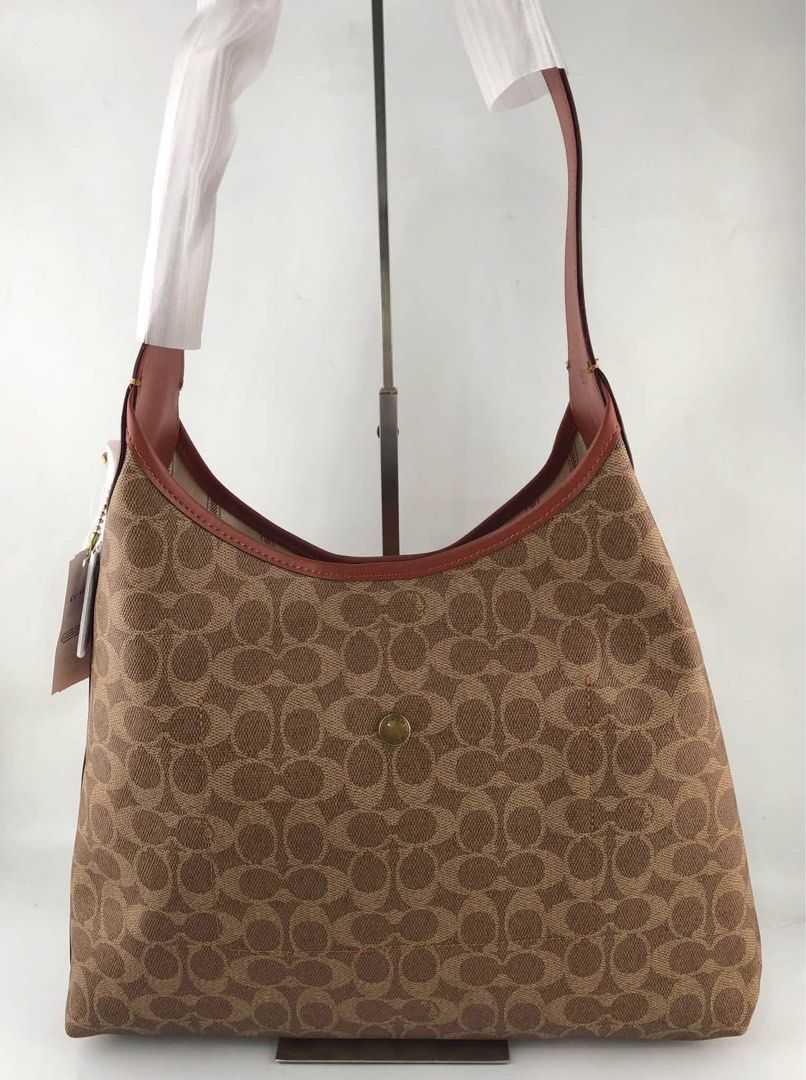 Coach Brooklyn Large (Category: Shoulder Bags) located in Binan City. Submitted by pinkykeenshop (Listing ID 1463687261, Image 3). Description: .