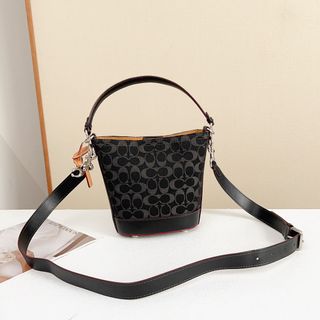 (Category: ) located in . Submitted by fancycollzstore (Listing ID 1463661308, Image 1). Description: .