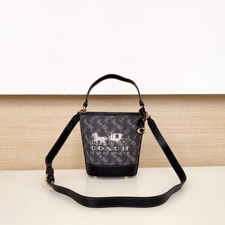 (Category: ) located in . Submitted by fancycollzstore (Listing ID 1463661743, Image 1). Description: .