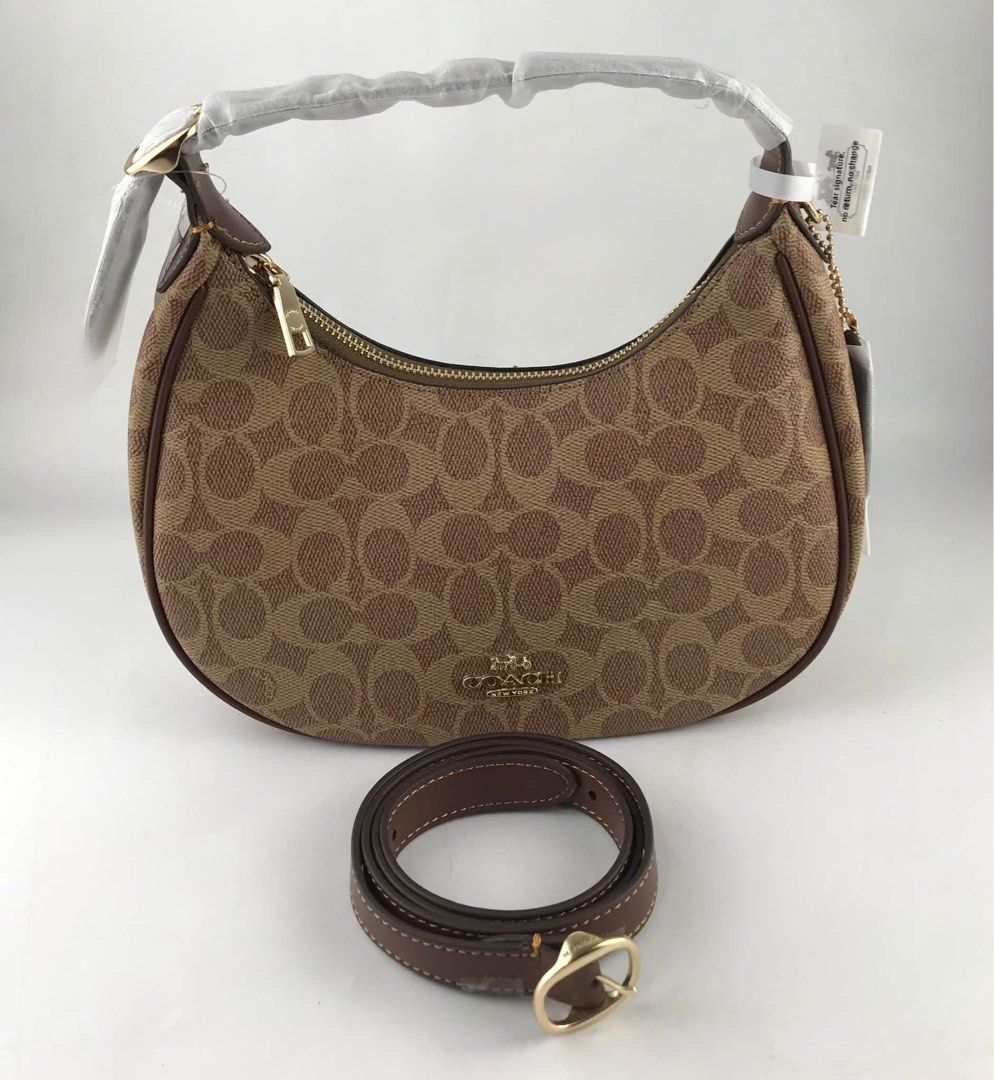 Coach Emily Hobo (Category: Shoulder Bags) located in Binan City. Submitted by pinkykeenshop (Listing ID 1463692171, Image 1). Description: .