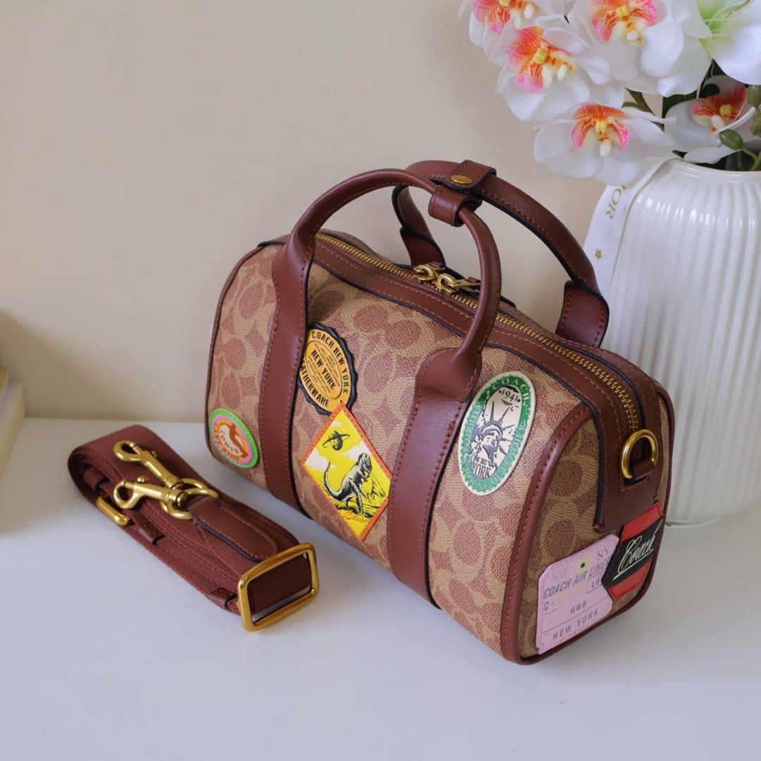 Coach Gotham Duffle with Patches (Category: Sling Bags) located in Manila. Submitted by mypshopp (Listing ID 1463651618, Image 3). Description: Complete inclusion 🇻🇳 premium 💯 Actual pic posted !! .