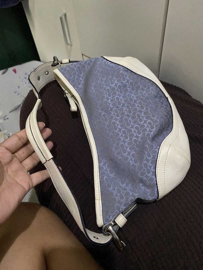 Coach Kili / Shoulder Bag (Category: Shoulder Bags) located in Cainta. Submitted by peaches_2021 (Listing ID 1463638095, Image 3). Description: This is in excellent condition 9.9 condition no rubs, scratches , tarnish , fadings . This is rare and hard to find super pretty in person😍 Will no entertain low ballers and bogus buyers.