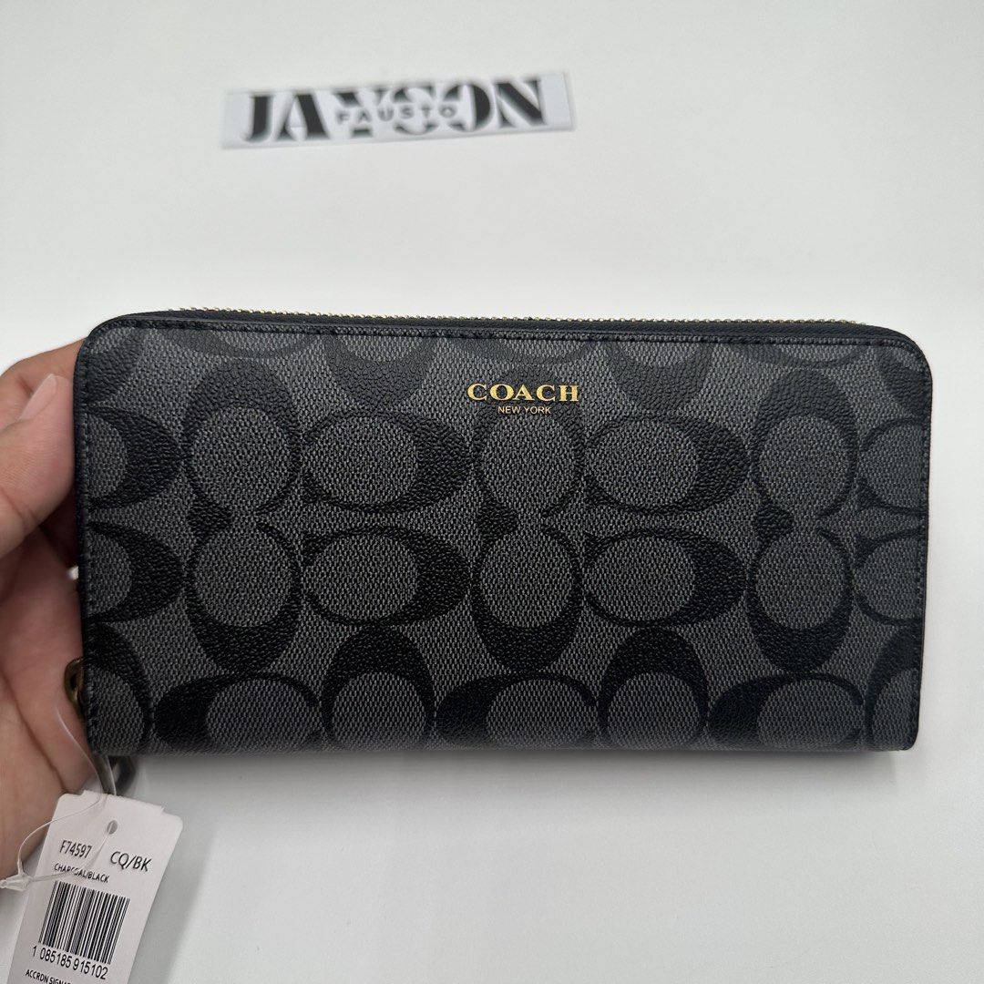 COACH LONG WALLET (AUTHENTIC) (Category: Wallets & Card holders) located in Talavera. Submitted by puppyinsane (Listing ID 1463730074, Image 2). Description: AUTHENTIC BRAND NEW COACH LONG WALLET MONEY BACK GUARANTEED IF PROVEN FAKE .