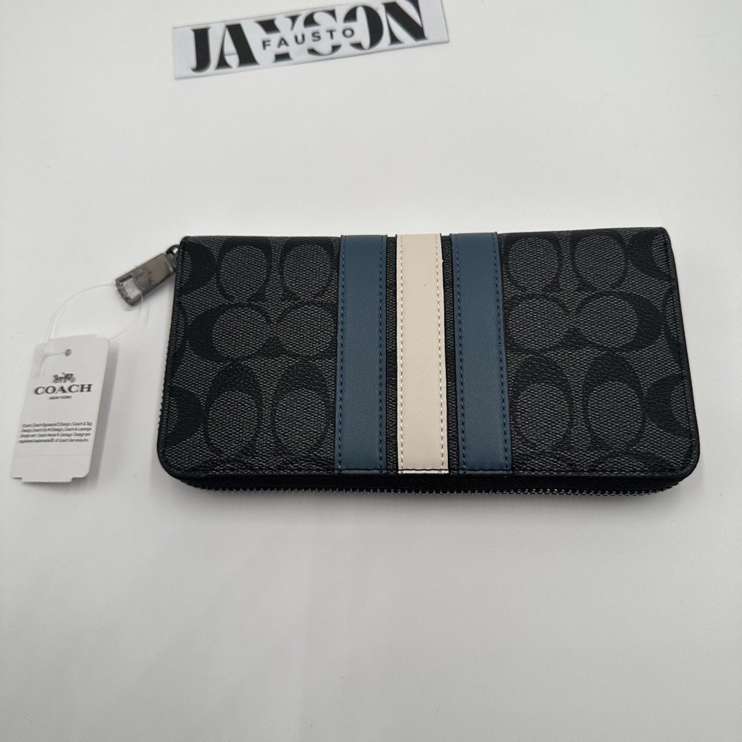 COACH LONG WALLET (AUTHENTIC) (Category: Wallets & Card holders) located in Talavera. Submitted by puppyinsane (Listing ID 1463730297, Image 2). Description: AUTHENTIC BRAND NEW COACH LONG WALLET MONEY BACK GUARANTEED IF PROVEN FAKE .