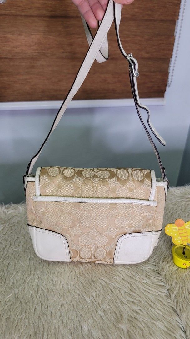 Coach Monogram Canvas & Leather Shoulder Bag (Category: Luxury Bags & Wallets) located in Cavite. Submitted by amairos (Listing ID 1463591104, Image 2). Description: - Classic Coach bag good condition no major flaws - .