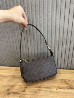 (Category: ) located in . Submitted by amazebags (Listing ID 1463734731, Image 1). Description: .