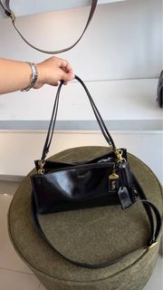 (Category: ) located in . Submitted by pinkykeenshop (Listing ID 1463705349, Image 1). Description: .