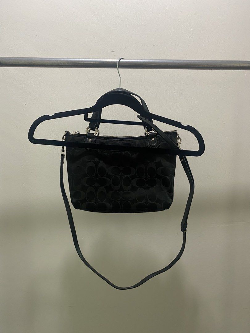 Coach Signature Monogram Canvas Shoulder Bag (Category: Luxury Bags & Wallets) located in Baguio. Submitted by sleeepytofu (Listing ID 1463587259, Image 2). Description: - Authentic Coach monogram canvas handbag - Stylish front buckle detail - Secure top zipper closure - Includes a detachable shoulder strap - Versatile: can be worn as a top-handle or crossbody bag.