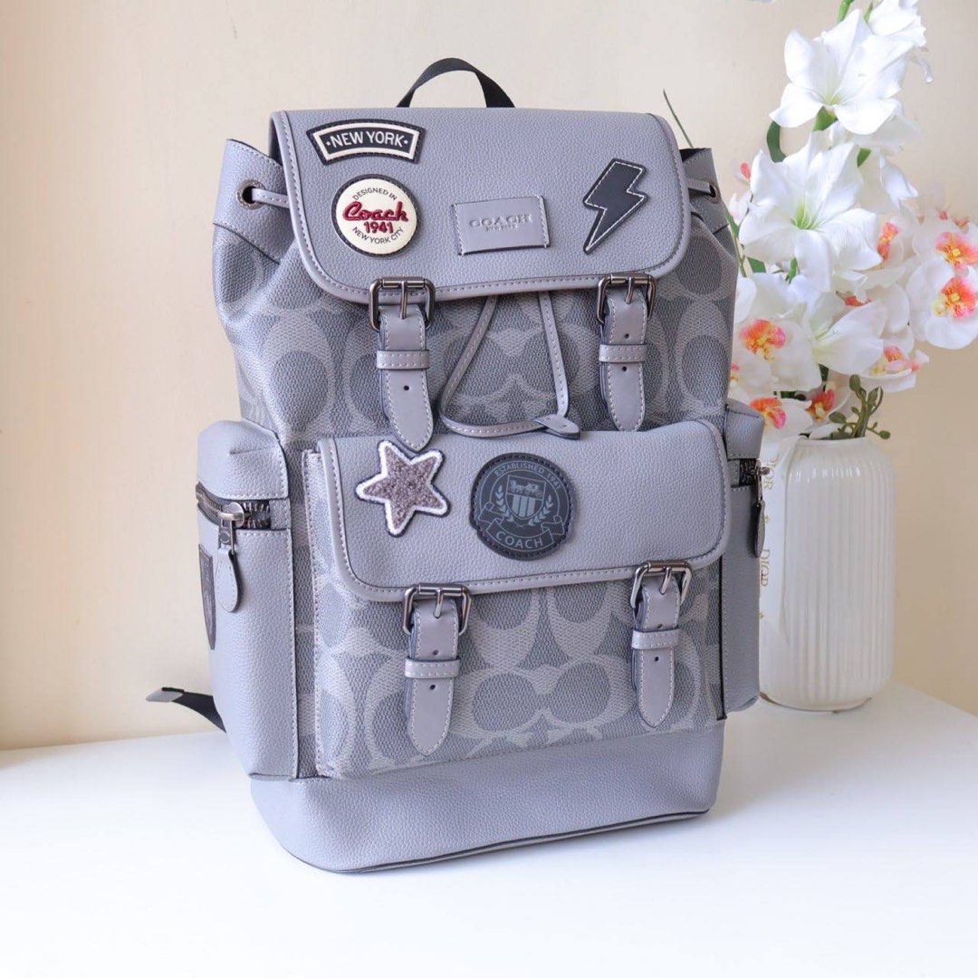 Coach Sprint backpack (Category: Backpacks) located in Manila. Submitted by mypshopp (Listing ID 1463646532, Image 2). Description: Complete inclusion 🇻🇳 premium 💯 Actual pic posted !! .