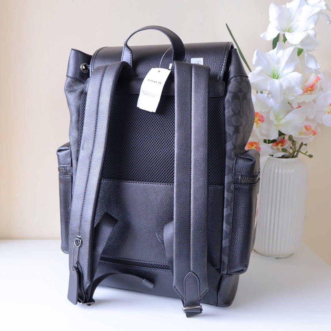 Coach Sprints Backpack (Category: Backpacks) located in Manila. Submitted by mypshopp (Listing ID 1463646660, Image 3). Description: Complete inclusion 🇻🇳 premium 💯 Actual pic posted !! .