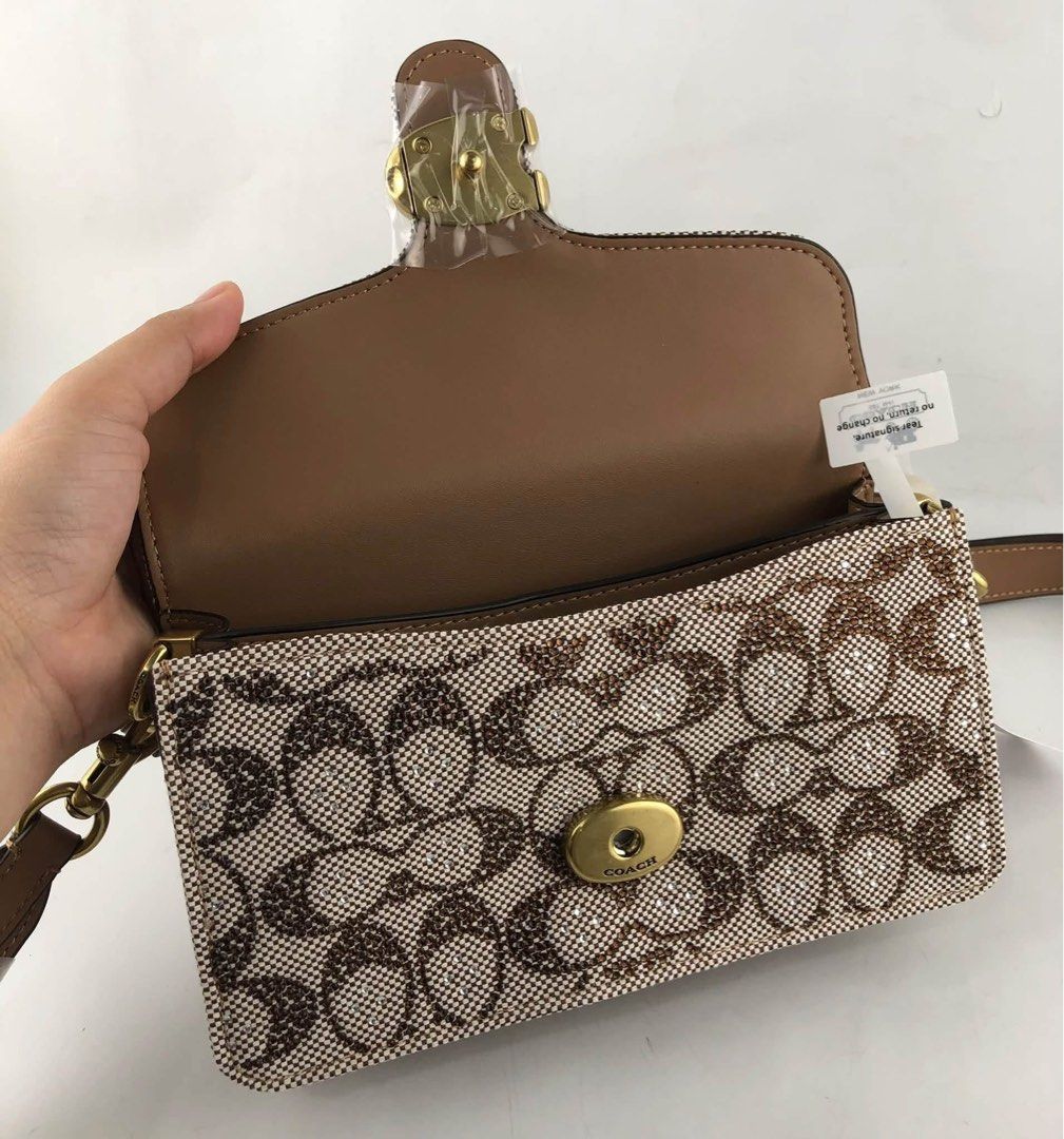 Coach Tabby Crystal 20 (Category: Shoulder Bags) located in Binan City. Submitted by pinkykeenshop (Listing ID 1463685732, Image 3). Description: .