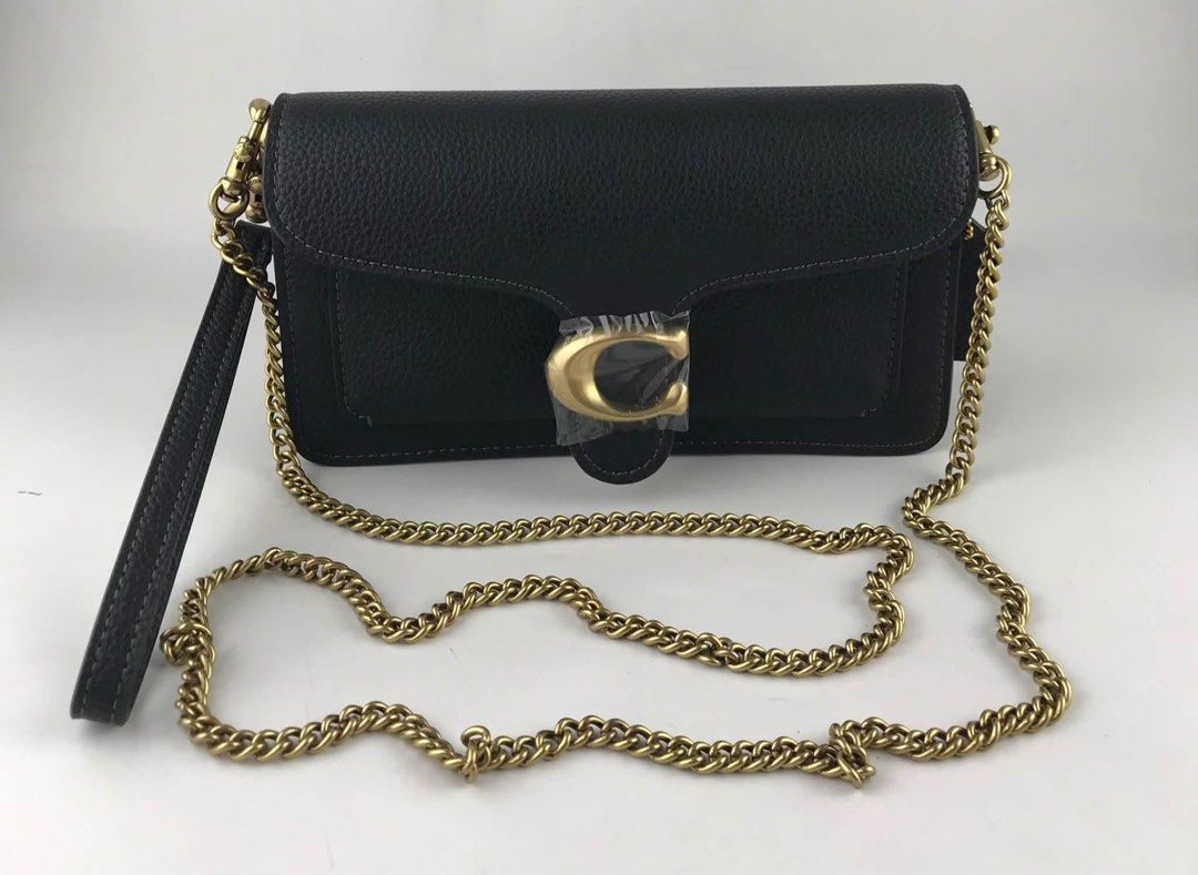 Coach Tabby Small Chain 20 (Category: Shoulder Bags) located in Binan City. Submitted by pinkykeenshop (Listing ID 1463693806, Image 1). Description: .