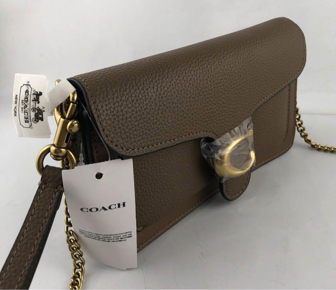 Coach Tabby Small Chain 20 (Category: Shoulder Bags) located in Binan City. Submitted by pinkykeenshop (Listing ID 1463694035, Image 3). Description: .