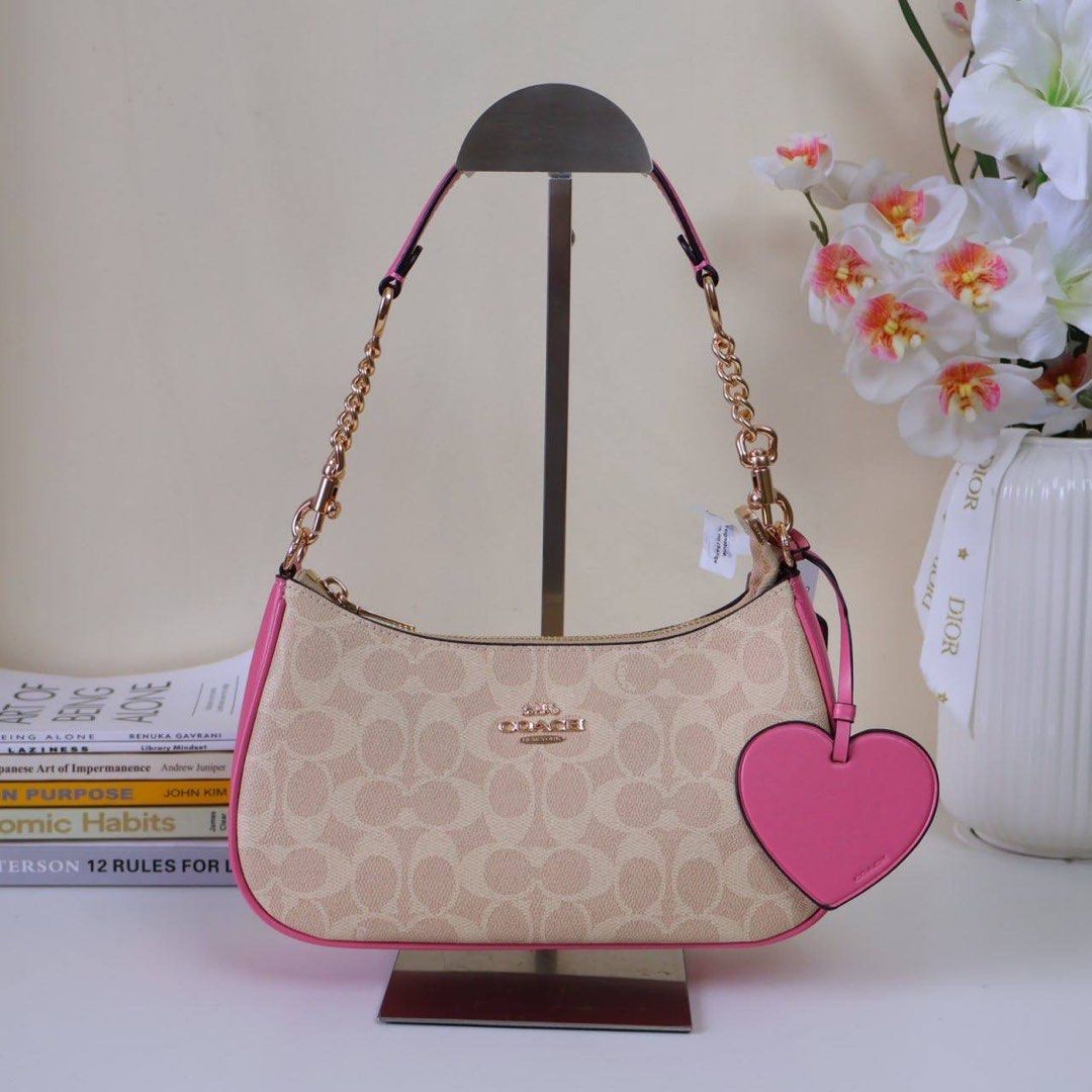 Coach Teri ( Valentines Collection) (Category: Shoulder Bags) located in Manila. Submitted by mypshopp (Listing ID 1463654293, Image 3). Description: Complete inclusion 🇻🇳 premium 💯 Actual pic posted !! .