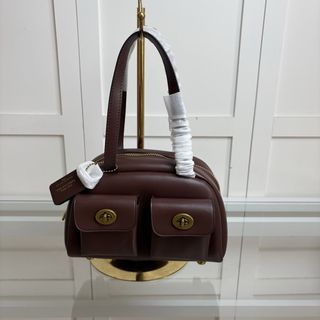 (Category: ) located in . Submitted by amazebags (Listing ID 1463734437, Image 1). Description: .