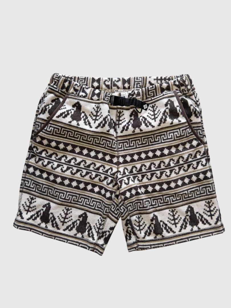 Columbia fleece shorts (Category: Shorts) located in Malasiqui. Submitted by v.hype (Listing ID 1463595676, Image 2). Description: Columbia fleece shorts size : meduim on tag dimension: 32w 19L excellent condition price: 1200 pesos + ship.