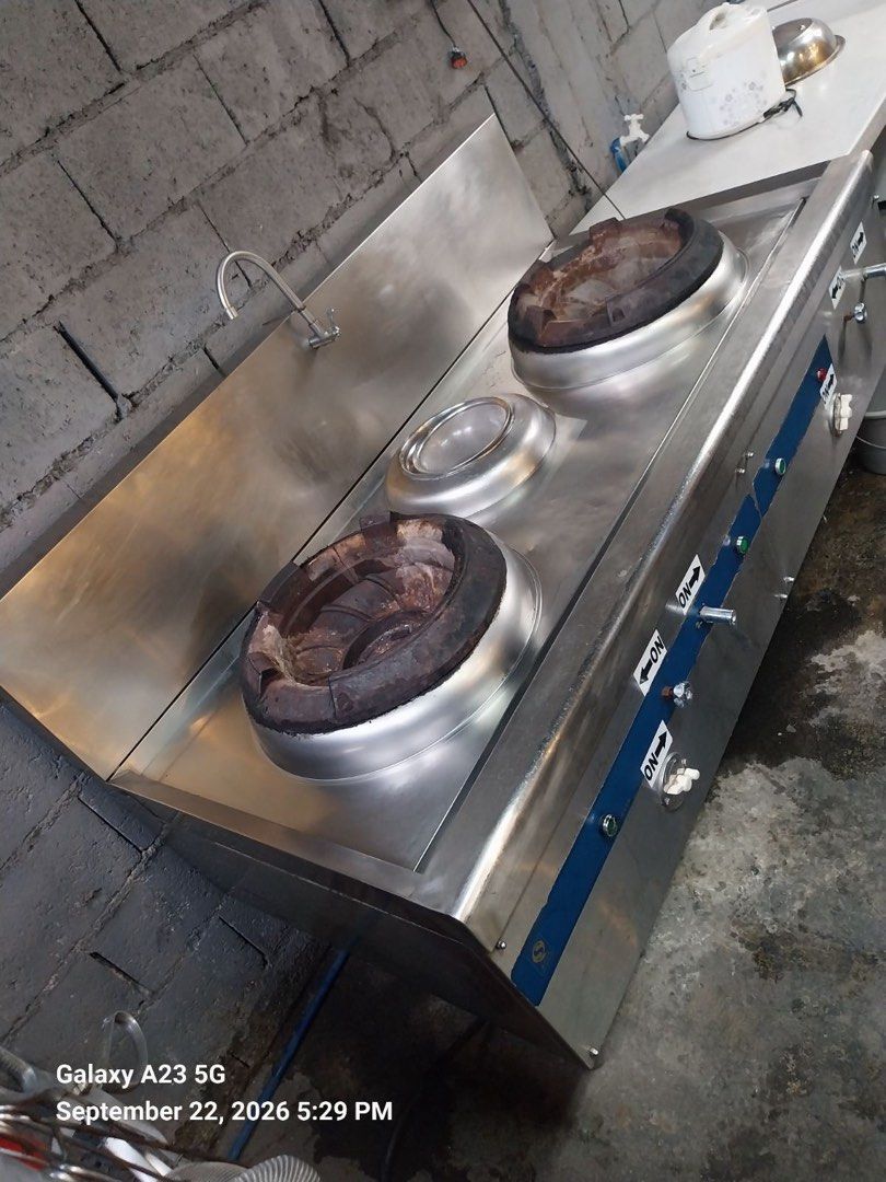 Commercial high pressure stove (Category: Other Kitchen Appliances) located in Makati City. Submitted by xaannee (Listing ID 1463653296, Image 1). Description: Commercial high pressure stove Heavy duty Good working condition Pick up at makati.